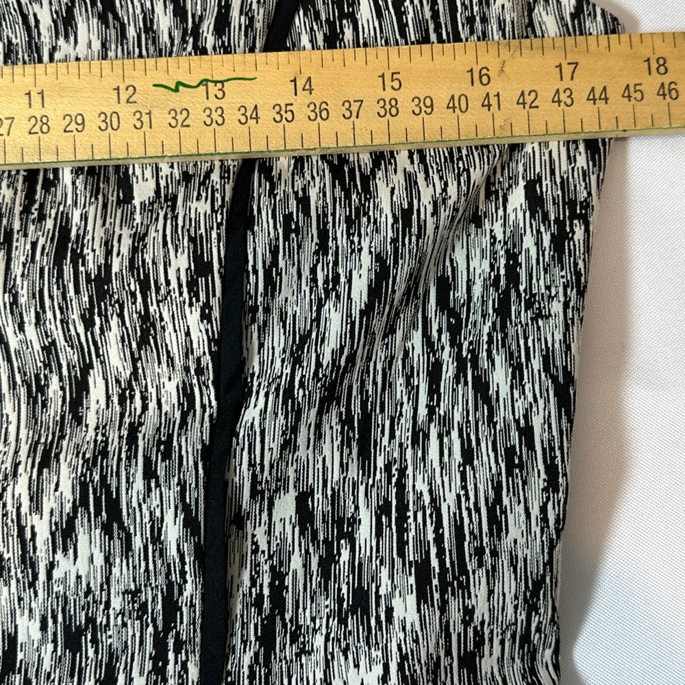 Banana Republic Gray and Black Sheath Midi Dress V-Neck Sleeveless - Picture 3 of 6